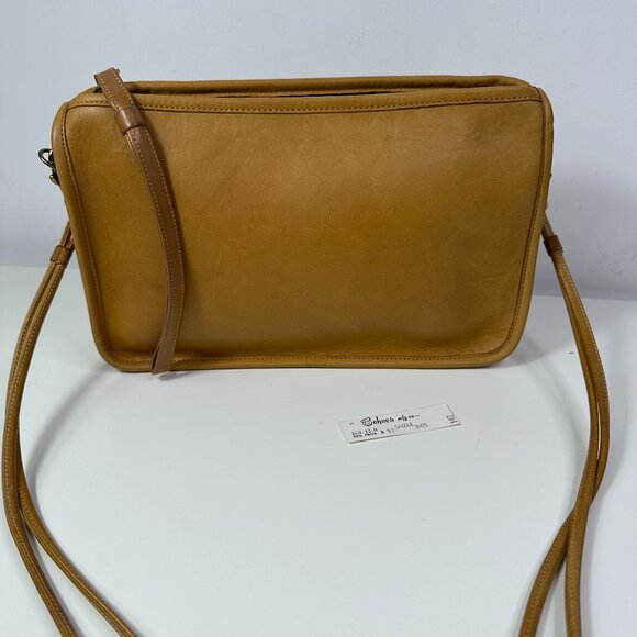 COACH Basic Bag #9455 Tan Leather Vintage 1970s Zippered Clutch Shoulder Bag - Picture 1 of 16